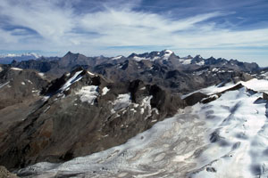 stliches Gipfelpanorama mit Gran-Paradiso-Gruppe